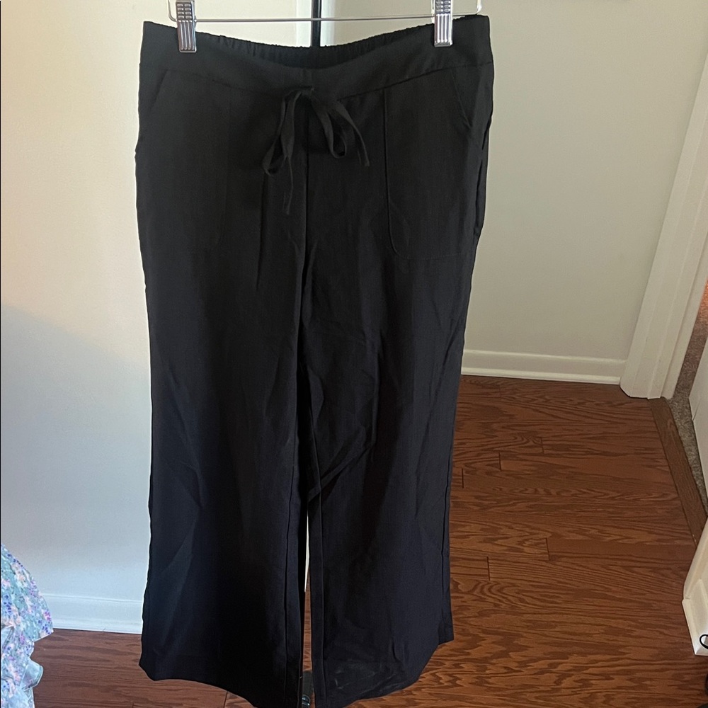 Black Wide-Leg Pants